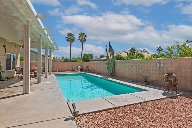 69547 Northhampton Avenue, Cathedral City CA: https://media.crmls.org/mediaz/50679856-4dae-4d53-a541-0bb3114d87d2.jpg