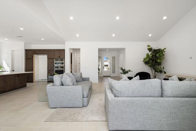 57540 Cherrywood Place, La Quinta CA: https://media.crmls.org/mediaz/5067d087-6bd3-4293-af1e-9783121e7c88.jpg