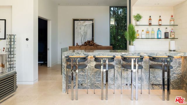 Drew Fenton | 748 Amalfi Drive Pacific Palisades CA | MLS: 7262842