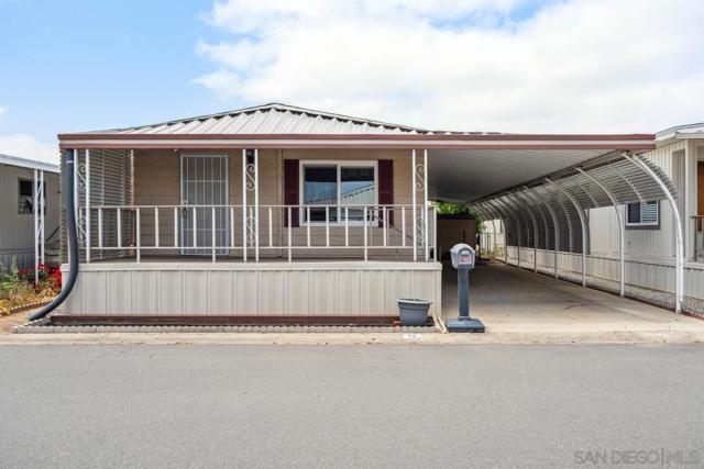 1212 H Street, Ramona CA: https://media.crmls.org/mediaz/5068daa2-384e-4578-9558-77b923b38067.jpg