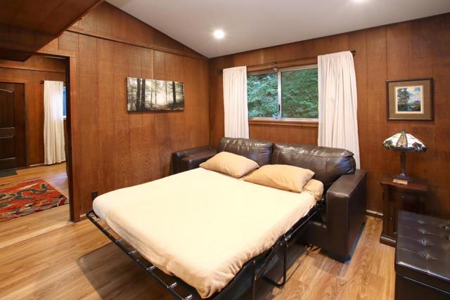 16770 Redwood Lodge Road, Los Gatos CA: https://media.crmls.org/mediaz/506904a3-382a-4ec8-bf53-5410110dc588.jpg