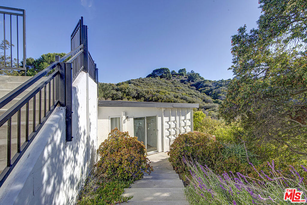 MLS #26867147 image #43