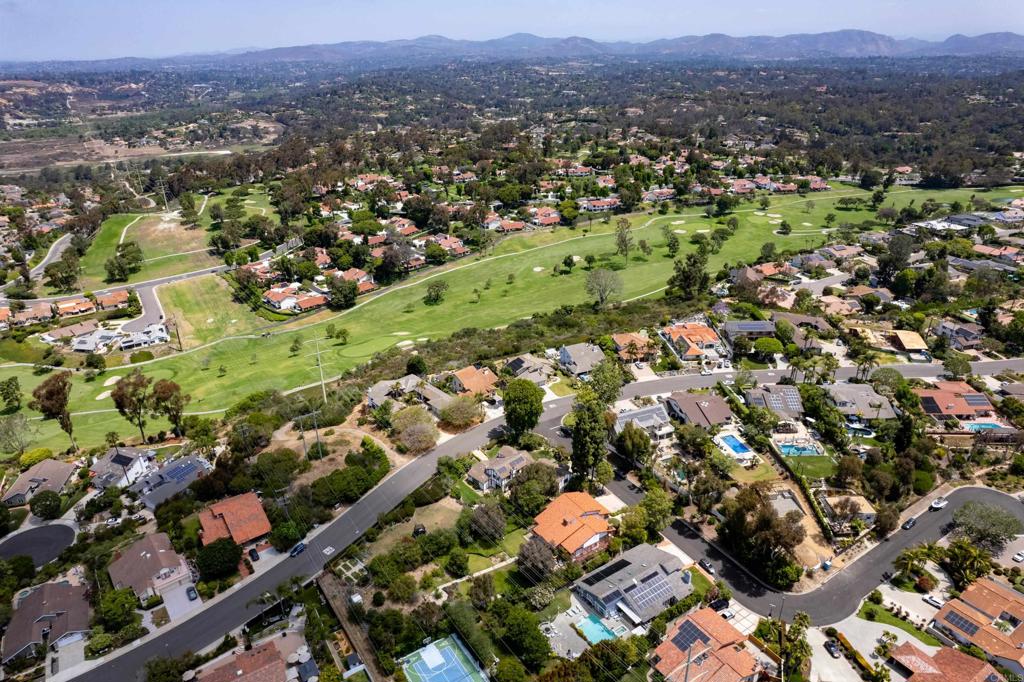245 Loma Corta Drive - photo 9