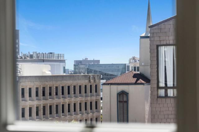 1483 Sutter Street, San Francisco CA: https://media.crmls.org/mediaz/506968b3-f280-4bde-843f-39833ba77d71.jpg