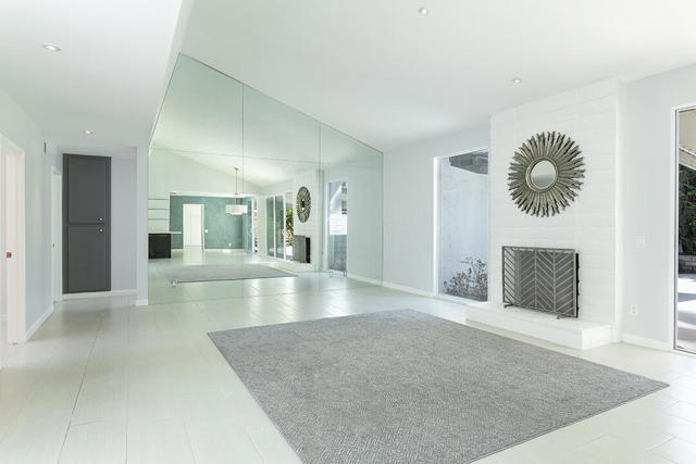2963 E Orella Circle, Palm Springs, CA 92264
