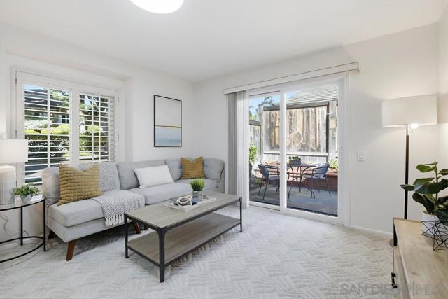 3613 CAMINITO CARMEL LANDING, San Diego CA: https://media.crmls.org/mediaz/506a301d-4feb-408b-b0bb-0911d7372845.jpg