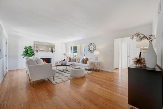 755 Nevada Avenue, San Mateo CA: https://media.crmls.org/mediaz/506abf77-a5e5-4359-b2bd-3627fb7b657c.jpg