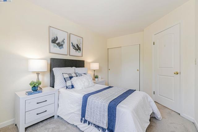 Image 38 of 58 For 42210 Live Oak Cir