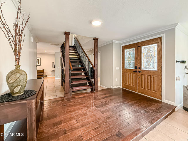 3307 Rainbow Creek Circle, Thousand Oaks CA: https://media.crmls.org/mediaz/506e2a3b-4d4a-4cf5-8f9e-305fcd9e2dcb.jpg