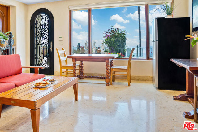 4440 Encinal Canyon Road, Malibu CA: https://media.crmls.org/mediaz/506e9a89-224f-484f-808e-90b59b02af50.jpg