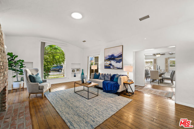 340 S La Peer Drive Beverly Hills, California Experience fine living in this stunning Spanish-style single family home in the heart of Beverly Hills. This 3 bedroom, 2.5 bathroom gem with detached garage features a spacious living area with large windows and high ceilings as you enter, with a dedicated and inviting dining area. Viking kitchen appliances are perfect for the culinary enthusiast, with easy access to your private outdoor space for entertaining or relaxing in the sun. Hardwood floors throughout create a warm and inviting atmosphere leading to a sizable primary bedroom with ample storage - the perfect retreat offering comfort and style. Enjoy the convenience of being just steps away from the famous shops and restaurants of Beverly Hills. Don't miss out on this must-see home! Property also features plans for you to have the option to build a brand new two-story contemporary home with over 5000+ sq. ft. and a full basement!