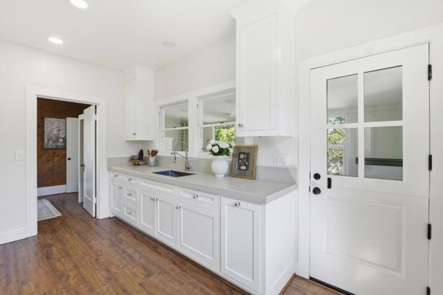 181 College Way, Auburn CA: https://media.crmls.org/mediaz/50706db6-cabc-4076-bb2b-20663d8e62db.jpg