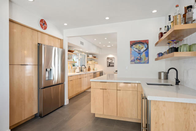 Image 20 of 58 For 75475 Desert Park Drive