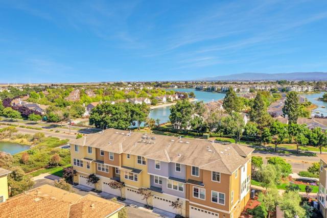 308 Whidbey Lane, Redwood City CA: https://media.crmls.org/mediaz/507233d1-3708-43f0-b238-424d76955b37.jpg