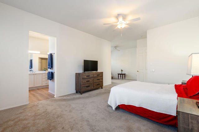 44719 Alexandria Vale, Indio CA: https://media.crmls.org/mediaz/5072346a-86d6-44d3-bc1a-2fb4e07fa018.jpg