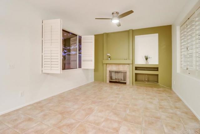 2300 Palomira Court, Chula Vista CA: https://media.crmls.org/mediaz/50734dcb-b111-4b5d-b225-138c9c0bcfdd.jpg