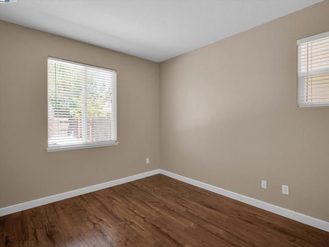 1413 Angus St, Patterson CA: https://media.crmls.org/mediaz/50736cb2-f7e2-47b7-8144-926e45066f04.jpg