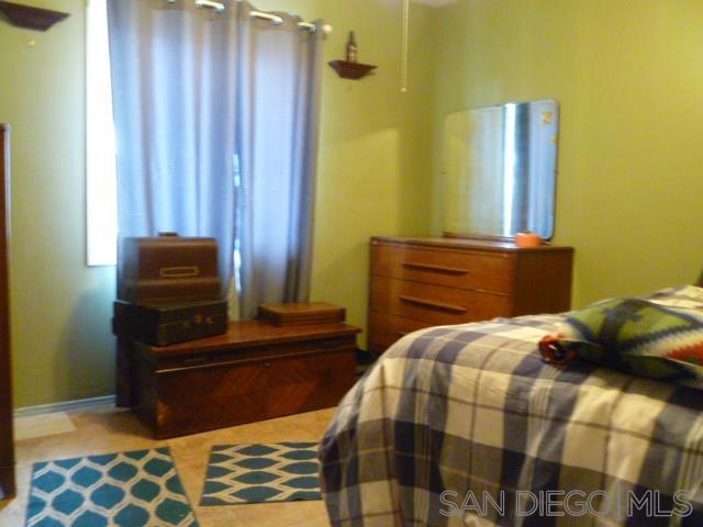 553 Sears Ave, San Diego CA: https://media.crmls.org/mediaz/50742ce9-26c8-4fca-899e-842ba48c48df.jpg