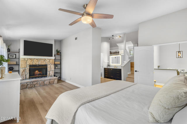 29725 Windsong Lane, Agoura Hills CA: https://media.crmls.org/mediaz/507543b2-6539-42c9-ba2c-0d3cfd29bbcd.jpg