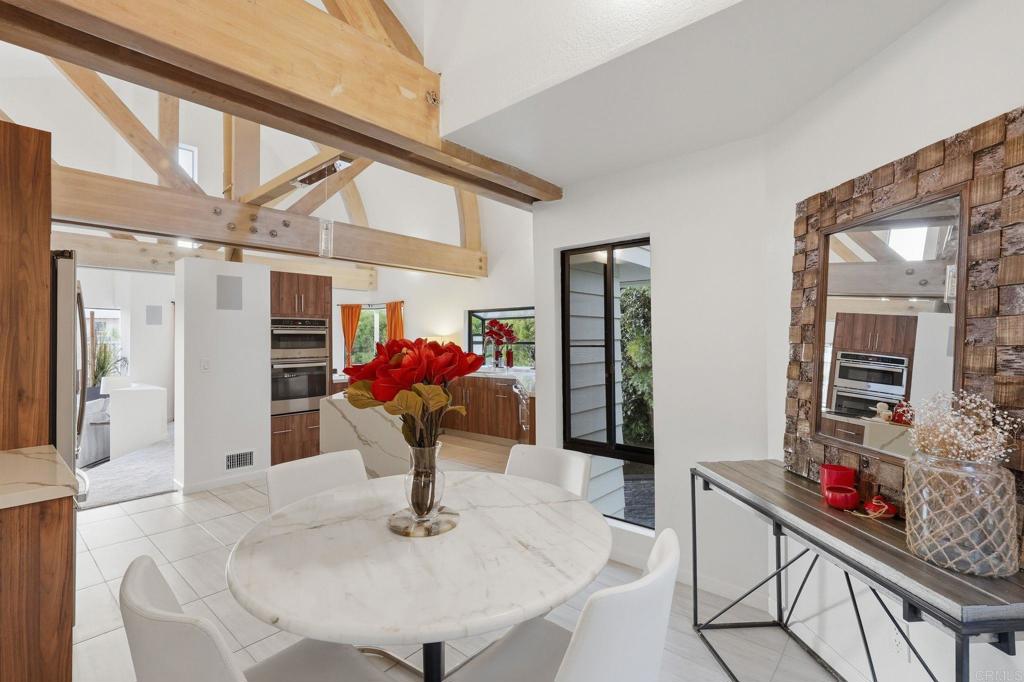 6105 Avenida Chamnez - photo 10