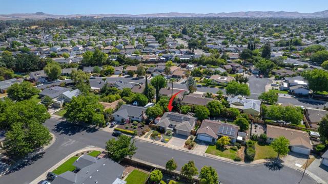 538 Anna Maria Street, Livermore CA: https://media.crmls.org/mediaz/507683e2-39d0-4993-804c-a96b3daef794.jpg