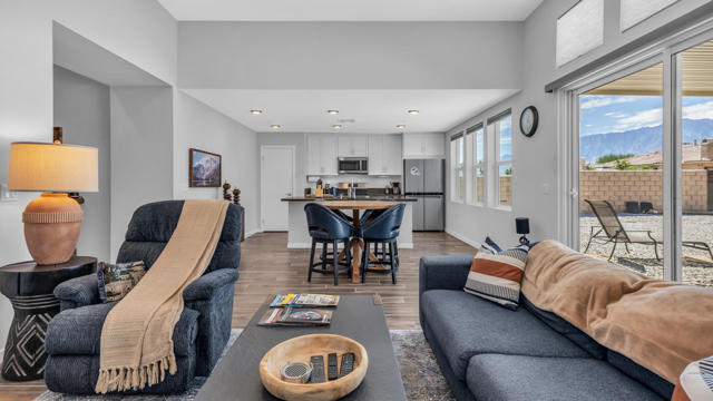 Image 6 of 20 For 12523 Sylvanus Drive