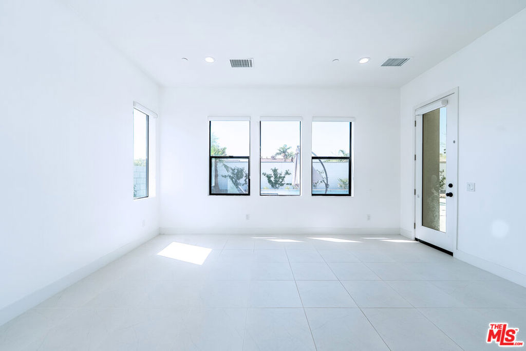 MLS #25620925 image #21