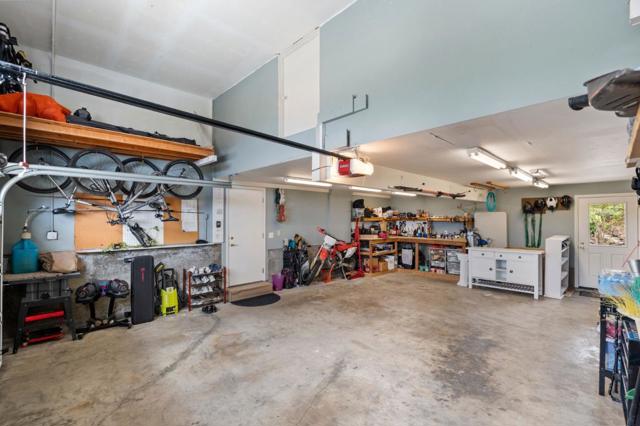 702 El Granada Boulevard, El Granada CA: https://media.crmls.org/mediaz/5078481b-1794-4f3d-9069-a38353f4d627.jpg