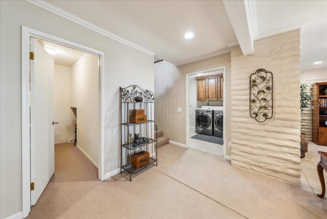 1 Windsor Rise, Monterey CA: https://media.crmls.org/mediaz/507869a4-537b-43f9-a8e4-e753834d9742.jpg