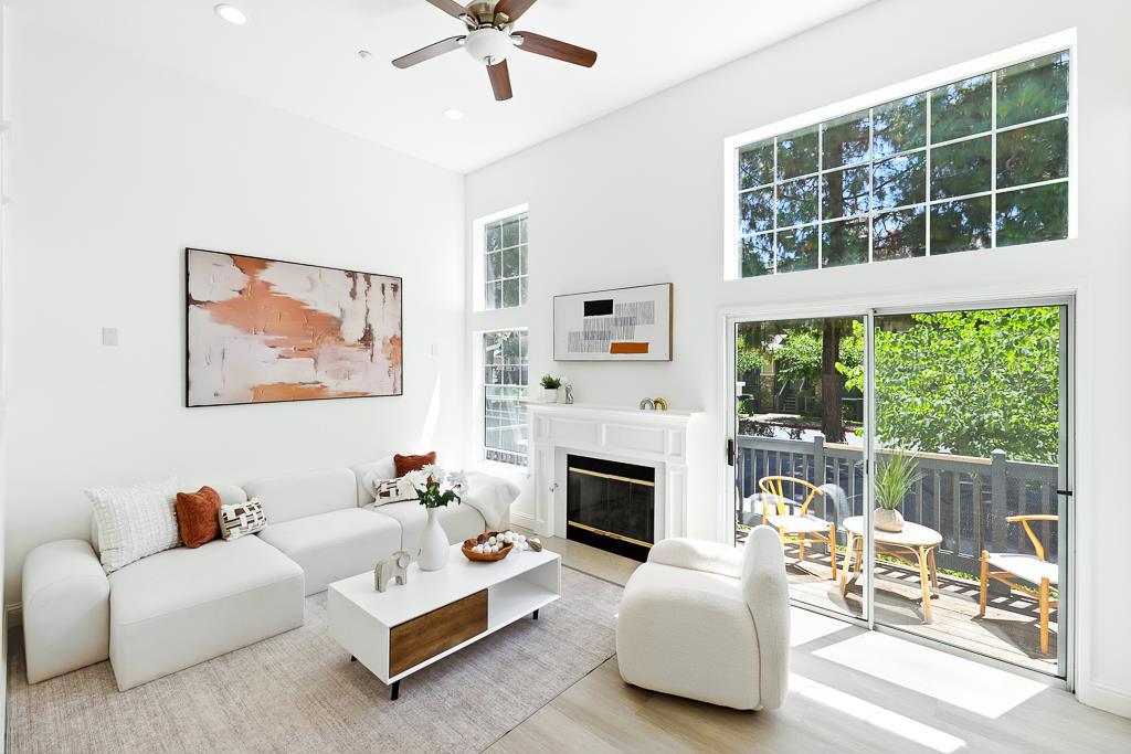 1140 Pointe Hope