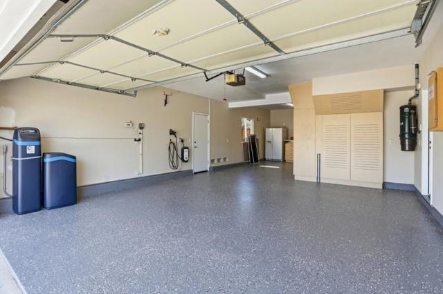 Image 35 of 65 For 3946 Louvre Avenue