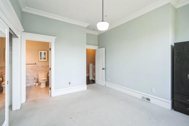 1416 11 Street, Oakland CA: https://media.crmls.org/mediaz/507b07e6-6fae-4446-b187-e458f362edbf.jpg
