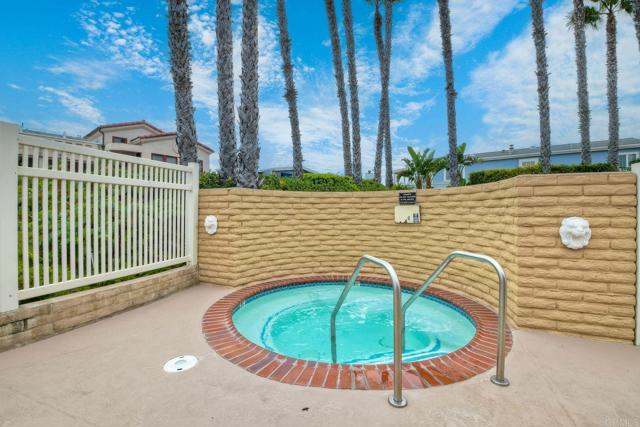 6496 Friendly Place, Carlsbad CA: https://media.crmls.org/mediaz/507bde55-2236-4545-9a1c-234b6b5f6ceb.jpg