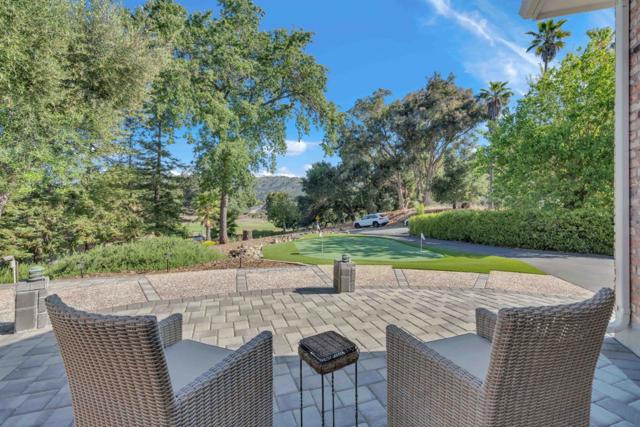 17035 Copper Hill Drive, Morgan Hill CA: https://media.crmls.org/mediaz/507c045c-3587-41d8-889d-6ed2e2924e57.jpg