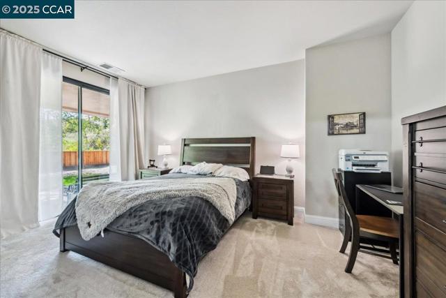 771 Lakemont PL, San Ramon CA: https://media.crmls.org/mediaz/507c0d3d-5650-4771-825a-5658e37e8817.jpg