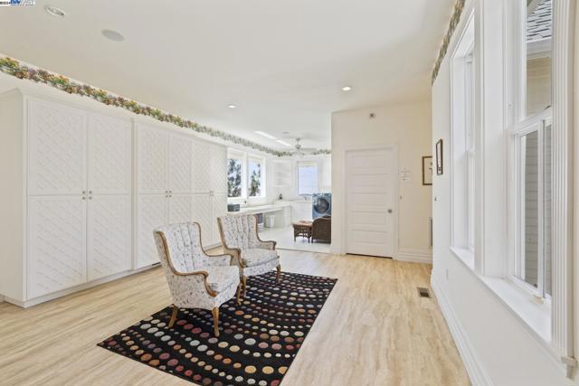 Image 32 of 60 For 16555 Charles Otter Dr
