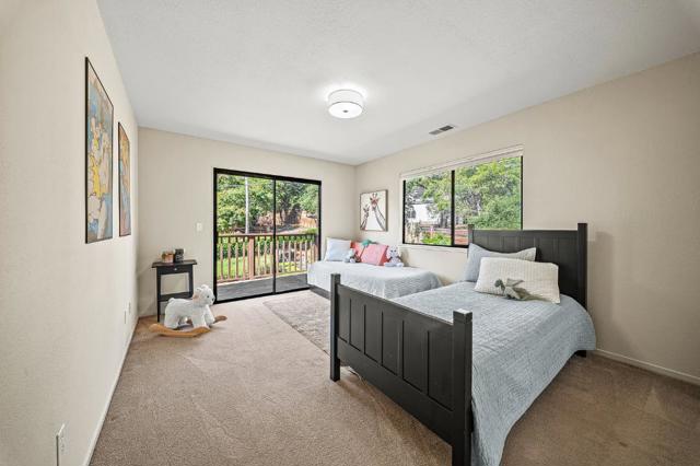 175 Merry Lane, Aptos CA: https://media.crmls.org/mediaz/507d1f49-5d66-4186-8752-dc4ac3f67f1a.jpg