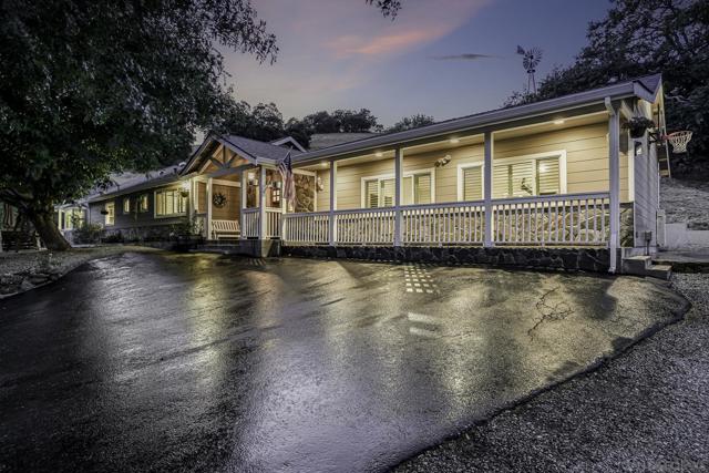 1755 W Edmundson Ave, Morgan Hill CA: https://media.crmls.org/mediaz/507d8626-4a07-4480-9421-c999d3e37919.jpg