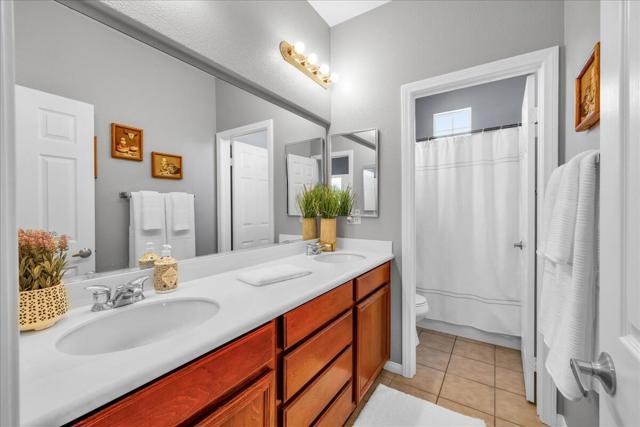 Image 27 of 48 For 84186 Canzone Drive