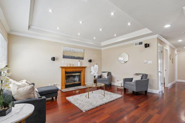 1662 Washington Street, San Mateo CA: https://media.crmls.org/mediaz/507e5cfd-45f7-4112-9e2f-804884000e01.jpg