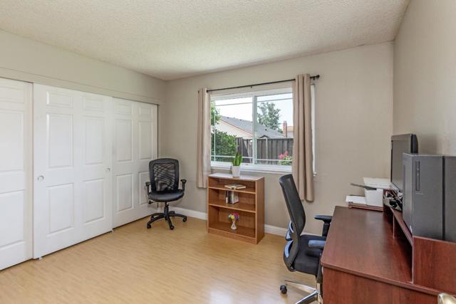4463 Park Sommers Way, San Jose CA: https://media.crmls.org/mediaz/507fb585-0ce4-4be6-8e5f-dfa6e8a3cb78.jpg