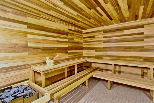 1388 Kettner Blvd, San Diego CA: https://media.crmls.org/mediaz/507fbf1f-9931-4977-969f-79edfb721992.jpg