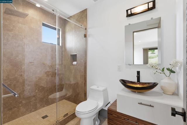 Image 28 of 48 For 11 Bigleaf Road