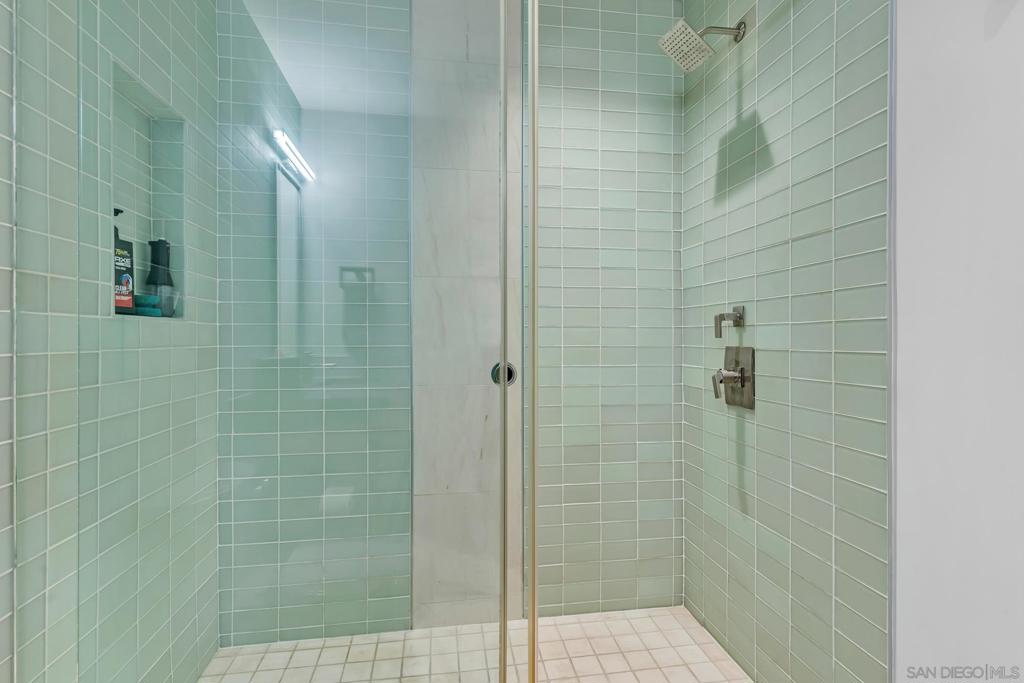 https://media.crmls.org/mediaz/50802d21-3d2d-410e-9fea-0edea1b9e283.jpg?preset=X-Large