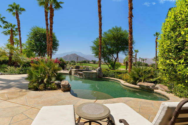 79953 Rancho La Quinta Drive, La Quinta CA: https://media.crmls.org/mediaz/50820fe7-2573-4324-a88c-1794b76880ba.jpg