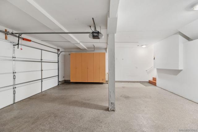 7182 Calabria Court, San Diego CA: https://media.crmls.org/mediaz/508409be-074a-4145-b37c-1becebc07405.jpg