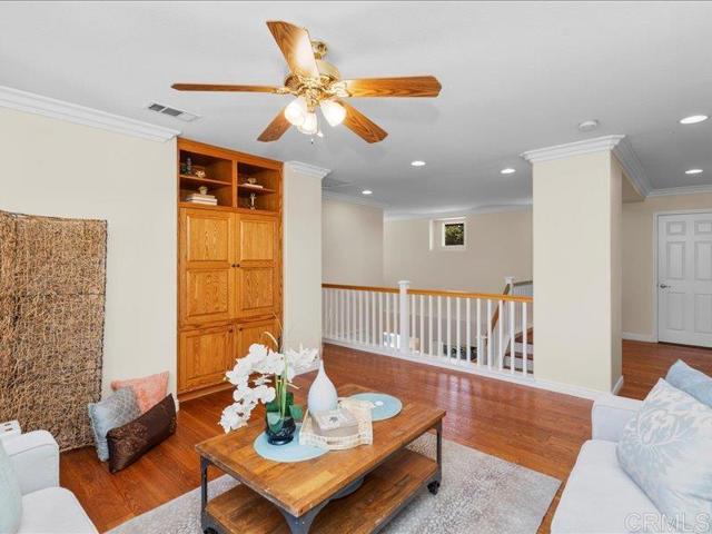 2381 Avenida Helecho, Carlsbad CA: https://media.crmls.org/mediaz/50848761-6988-4919-8f69-51b5c1866be2.jpg