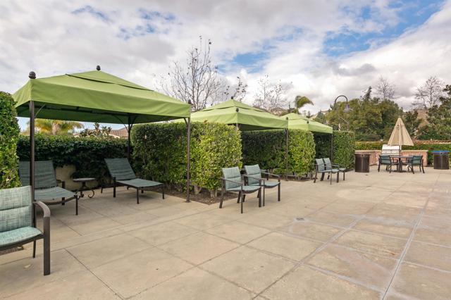 2258 Aventurine Place, Carlsbad CA: https://media.crmls.org/mediaz/5084cf10-6698-4407-81c3-79ed6434cbdf.jpg