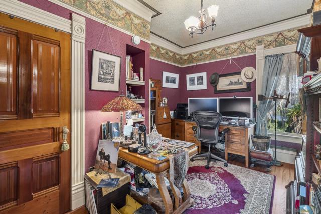 700 S Juniper, Escondido CA: https://media.crmls.org/mediaz/5086dfed-d763-4fd1-8b18-b20ca993b3b7.jpg