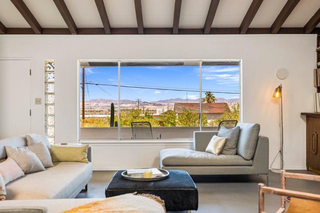 7648 Araby Avenue, 29 Palms CA: https://media.crmls.org/mediaz/50881c84-86fd-4535-8fef-3244430dba00.jpg
